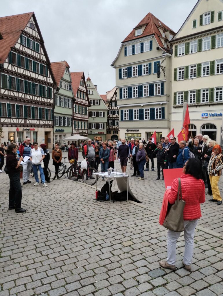 Kundgebung: Kein Knoten für Clara Zetkin 